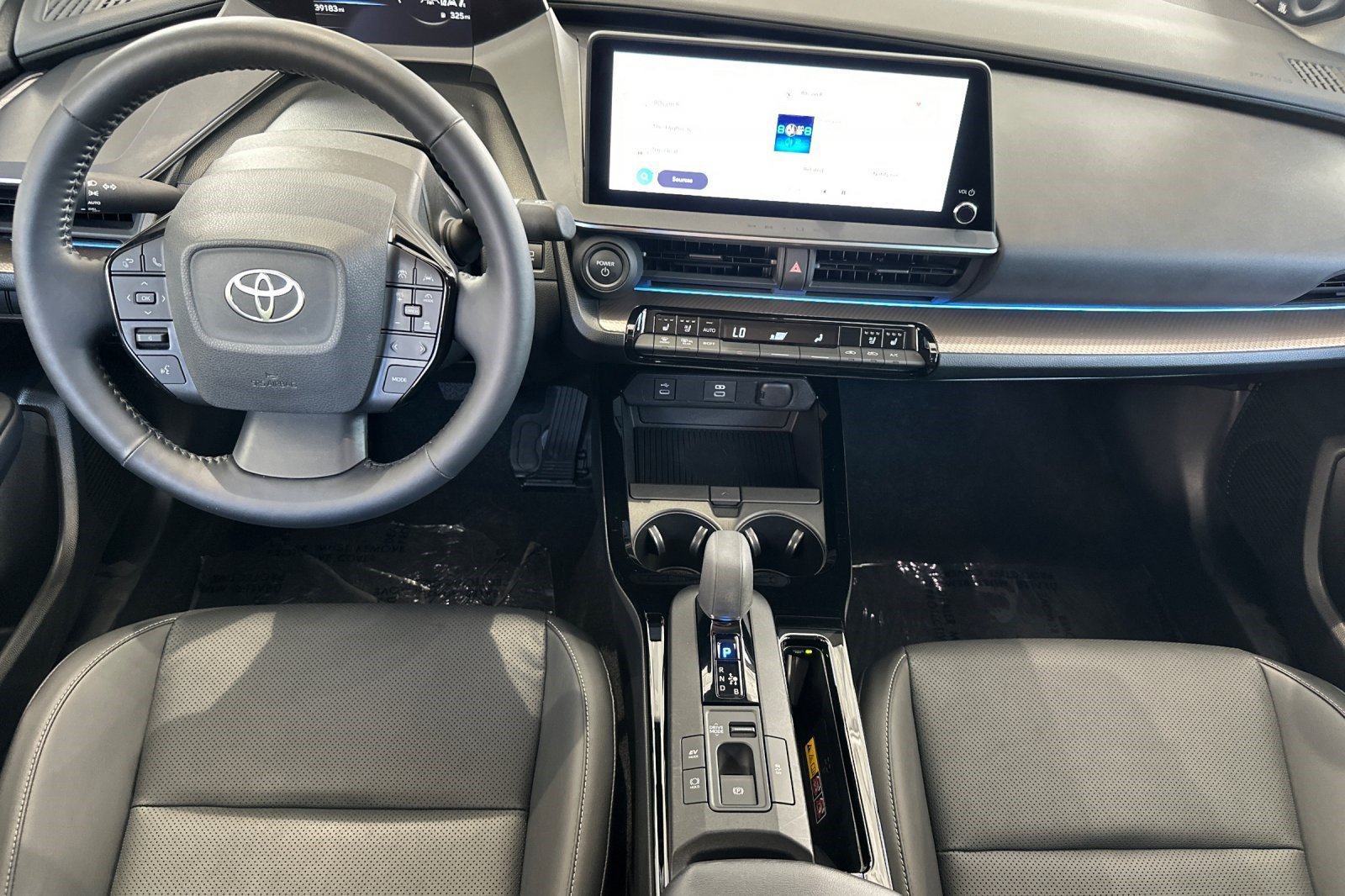 Used 2024 Toyota Prius Limited w/ Limited Premium Package AWD/4WD image 17