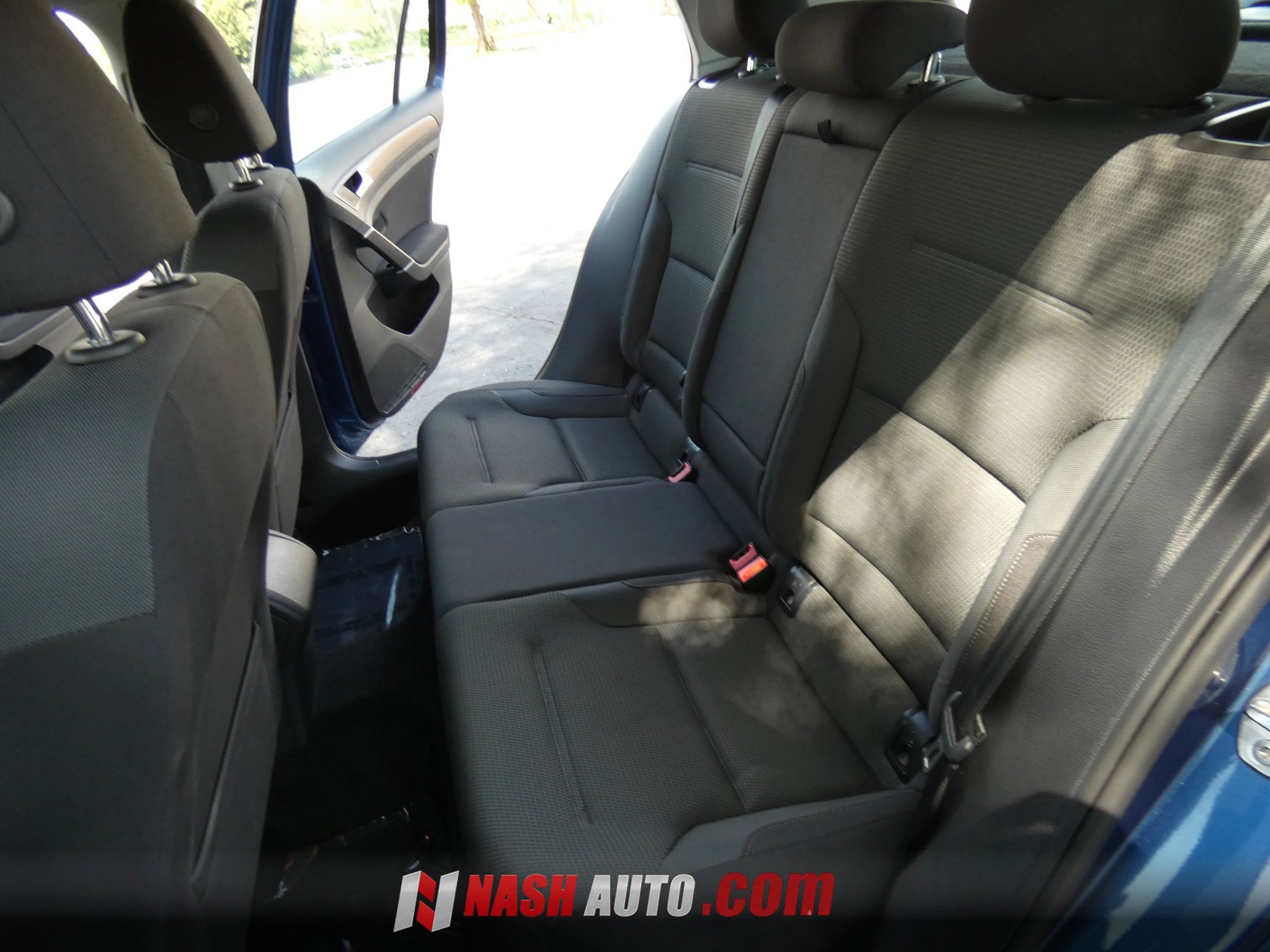 Used 2018 Volkswagen Golf S FWD image 48