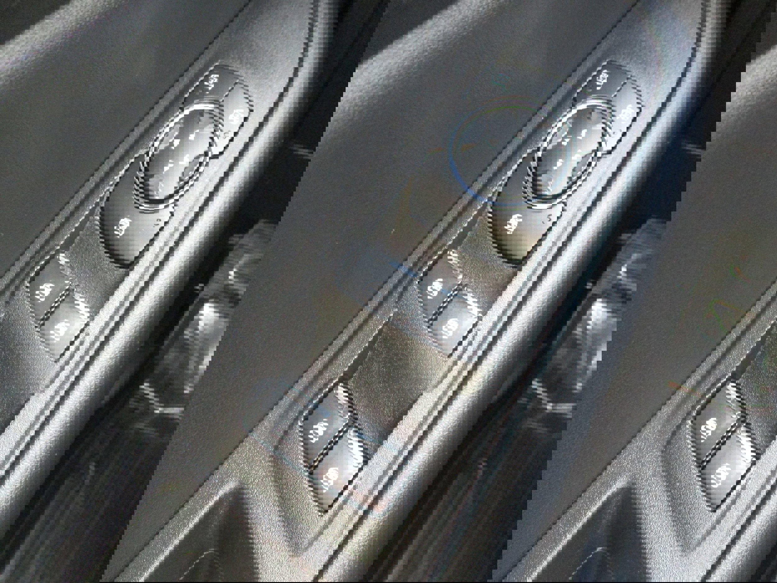 Used 2024 Ford Edge SEL w/ Convenience Package image 33