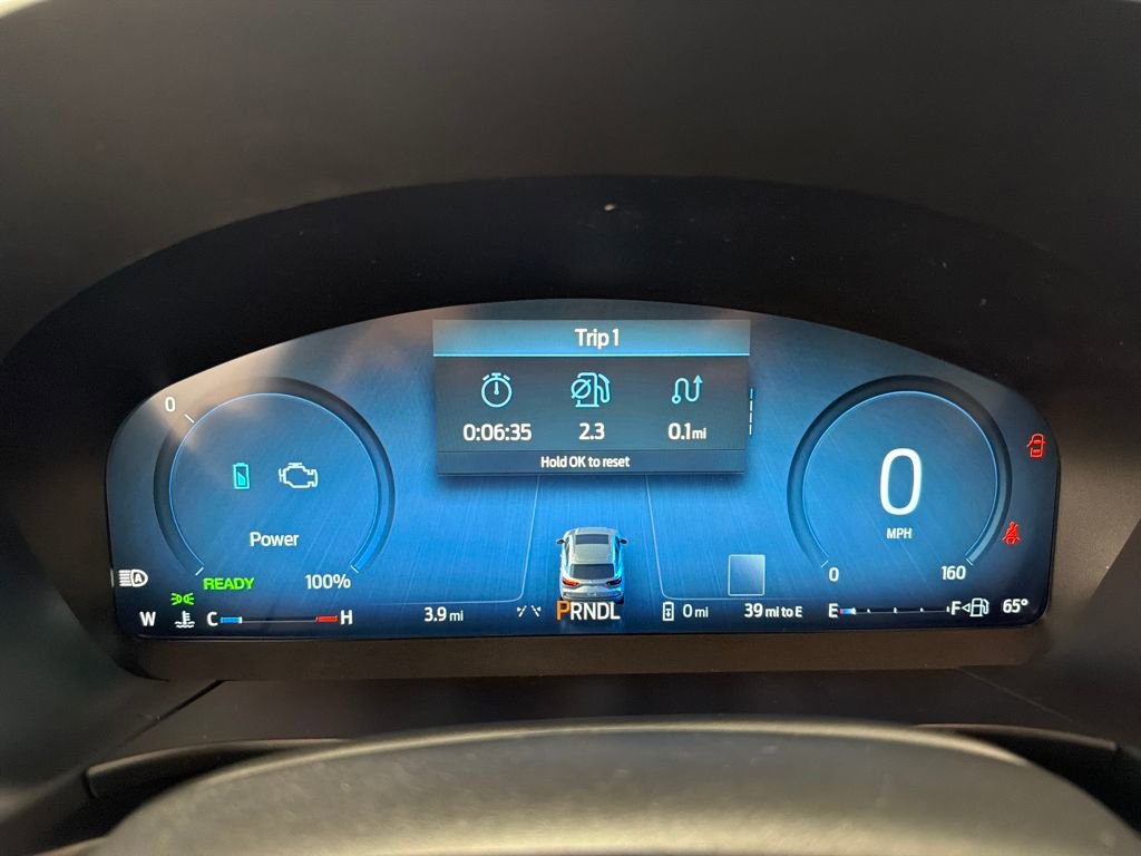 New 2026 Ford Escape SE w/ PHEV Premium Package FWD image 22