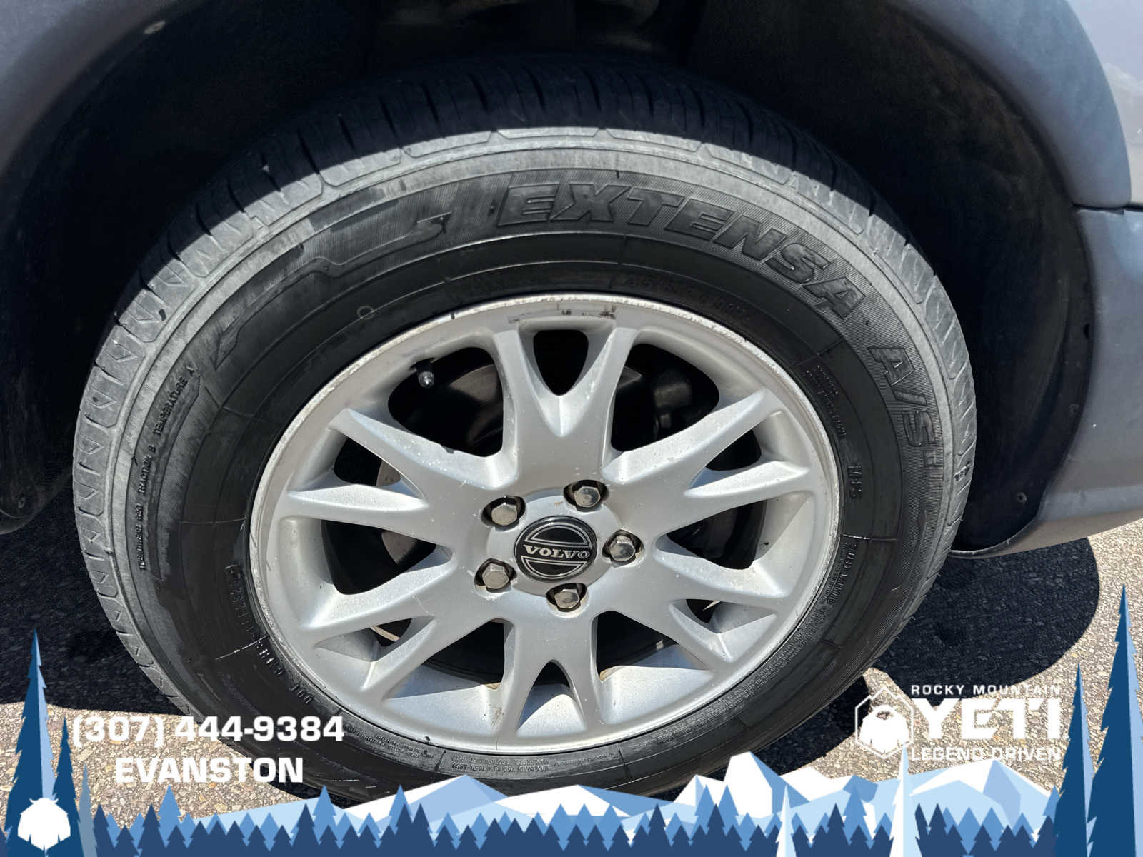 Used 2005 Volvo XC70 AWD/4WD image 9