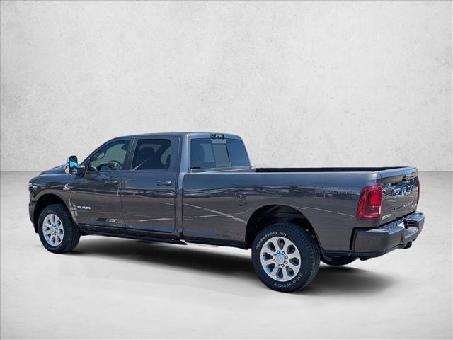 Used 2026 RAM 3500 Laramie AWD/4WD image 7