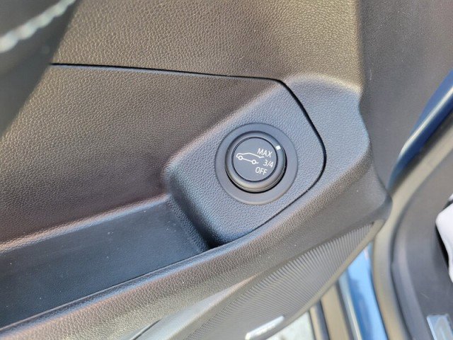 Used 2024 GMC Terrain Denali w/ Denali Premium Package image 28