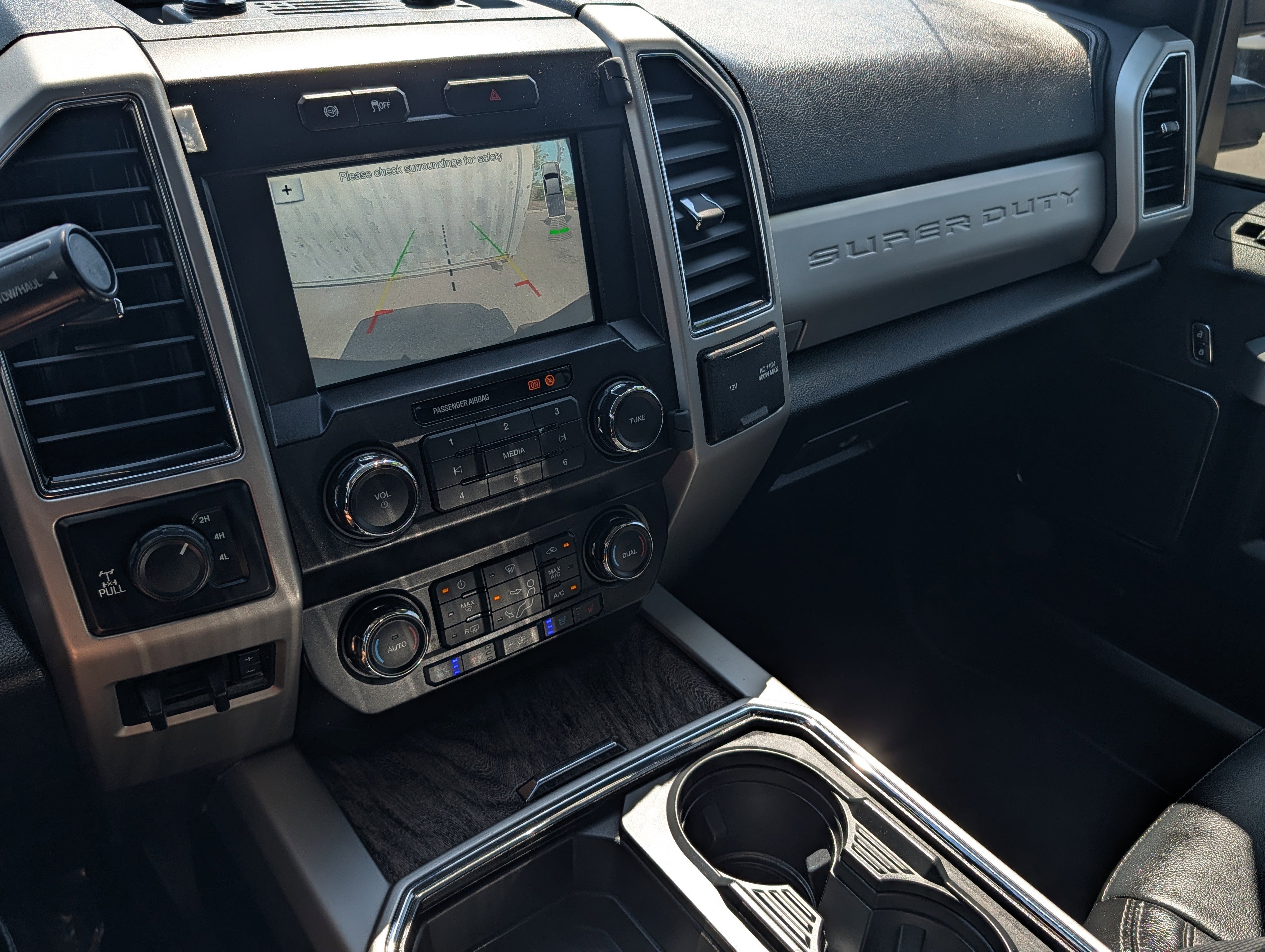 Used 2019 Ford F250 Lariat w/ Lariat Ultimate Package AWD/4WD image 36