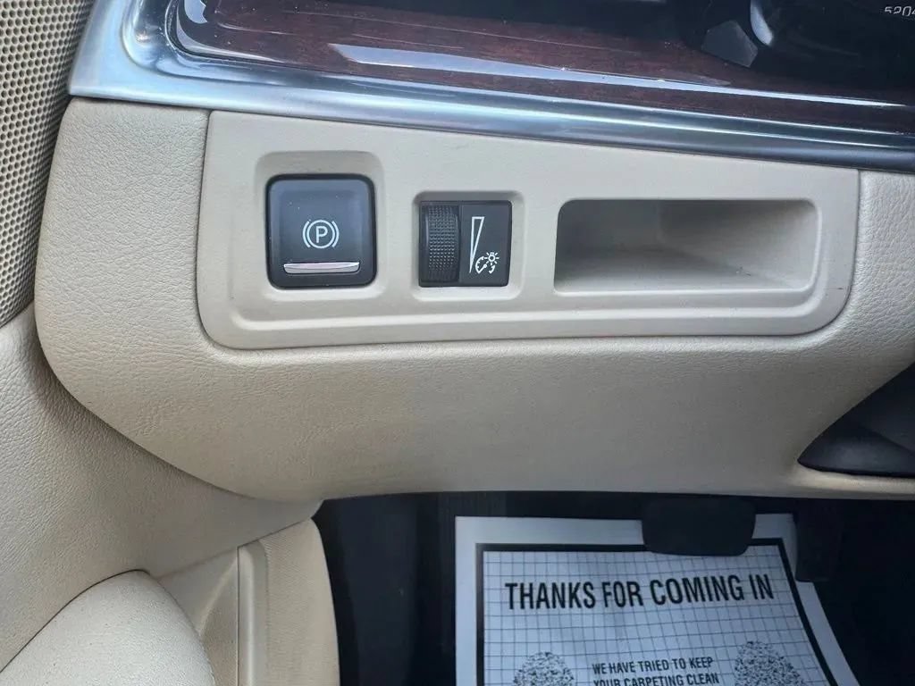 Used 2018 Cadillac XT5 Luxury w/ Driver Awareness Package FWD image 22