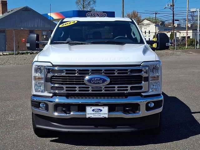 Used 2024 Ford F250 XLT AWD/4WD image 2