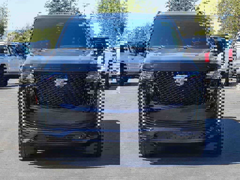 Used 2023 Cadillac Escalade ESV Sport w/ LPO, ONYX Package image 2