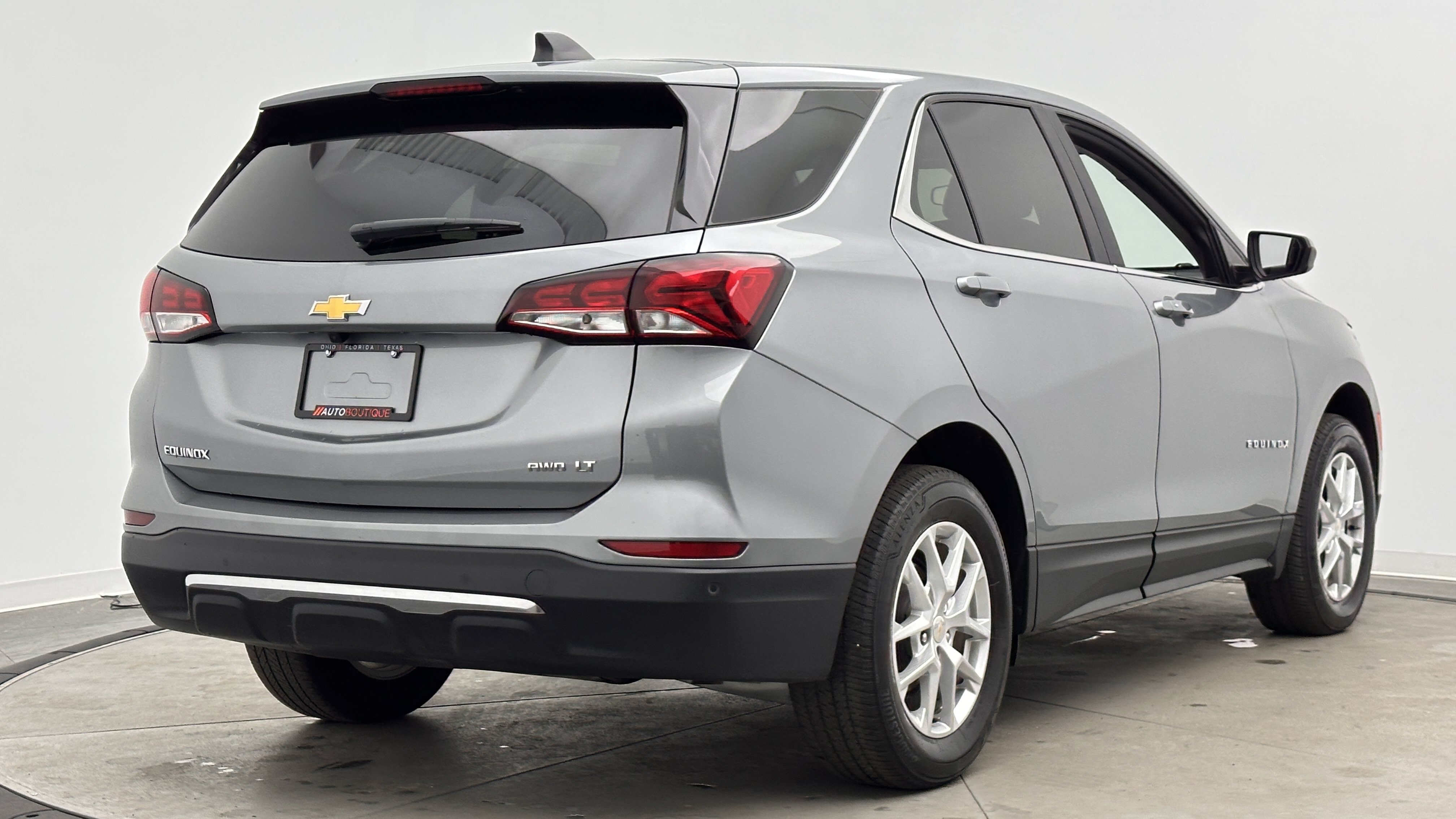 Used 2023 Chevrolet Equinox LT w/ Driver Convenience Package AWD/4WD image 7