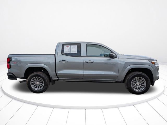 Used 2025 Chevrolet Colorado LT w/ LT Convenience Package image 3