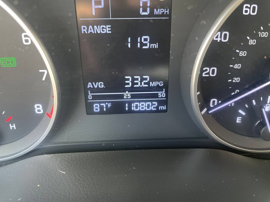 Used 2017 Hyundai Elantra SE FWD image 16