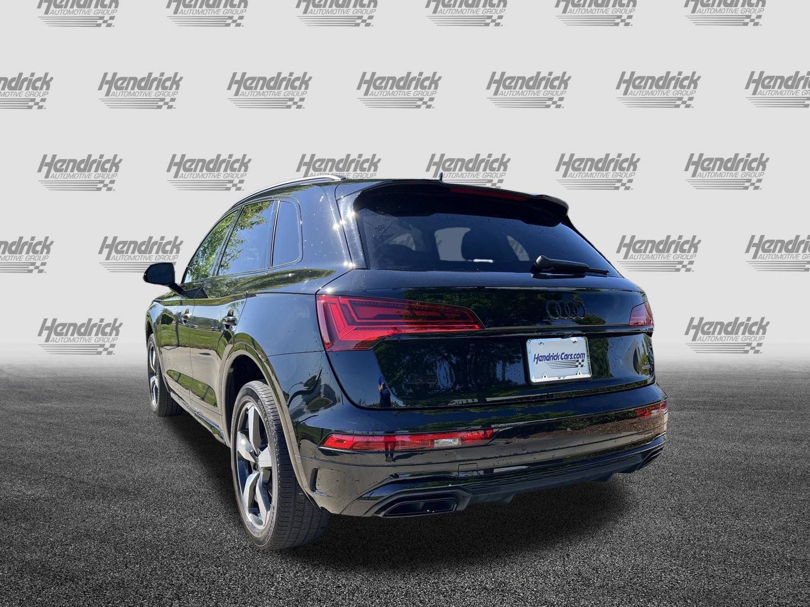 Used 2023 Audi Q5 2.0T Premium Plus w/ Premium Plus Package image 9