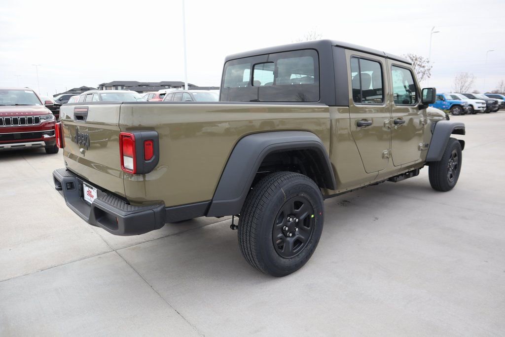 New 2026 Jeep Gladiator Sport image 19
