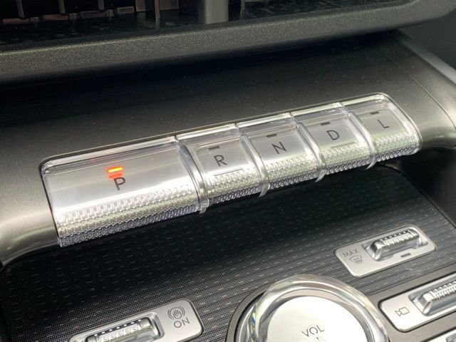 New 2025 Lincoln Nautilus Reserve image 29