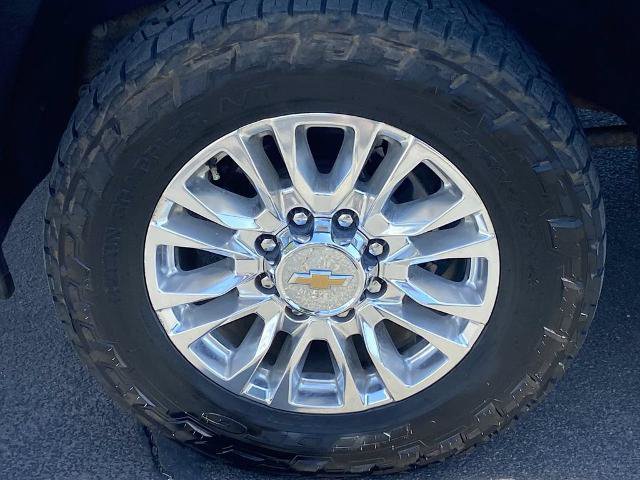 Used 2023 Chevrolet Silverado 2500 High Country AWD/4WD image 29