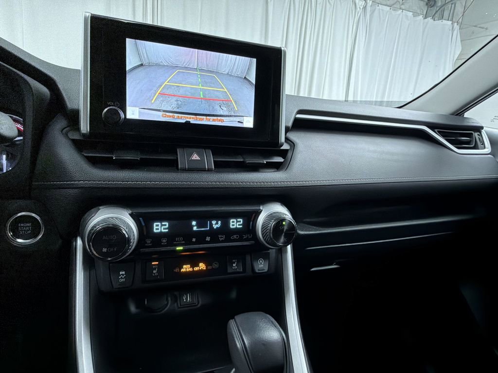 Certified 2023 Toyota RAV4 XLE w/ Convenience Package image 15