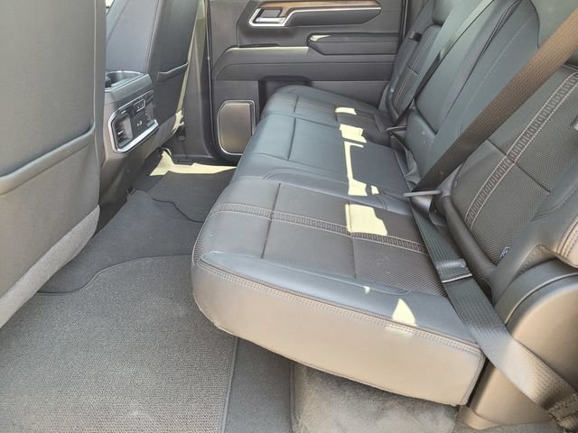 Certified 2026 Chevrolet Silverado 2500 High Country w/ Midnight Edition AWD/4WD image 11