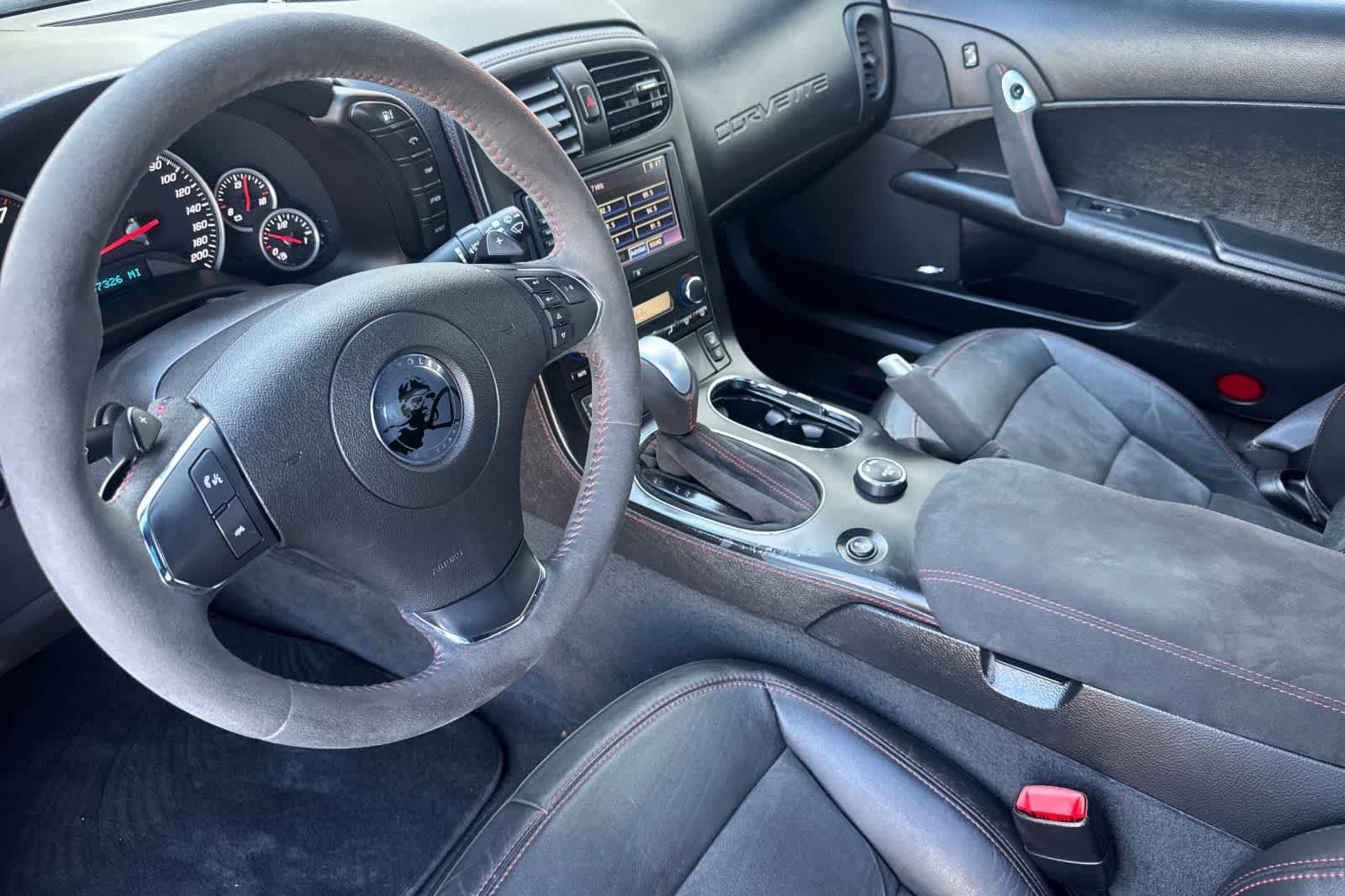 Used 2012 Chevrolet Corvette Grand Sport w/ 3LT Preferred Equipment Group RWD image 10