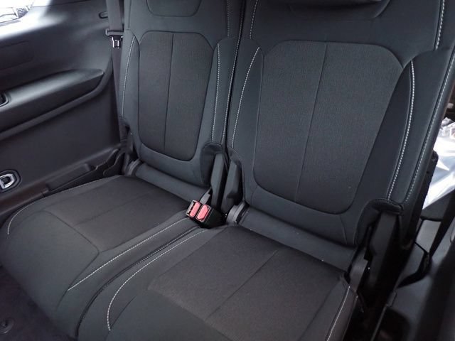 New 2024 Jeep Grand Cherokee L Laredo AWD/4WD image 14