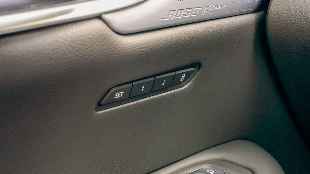 Certified 2025 Cadillac XT6 Premium Luxury w/ Platinum Package image 26