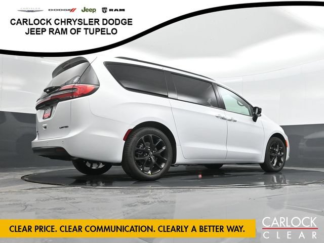 New 2026 Chrysler Pacifica Limited FWD image 61