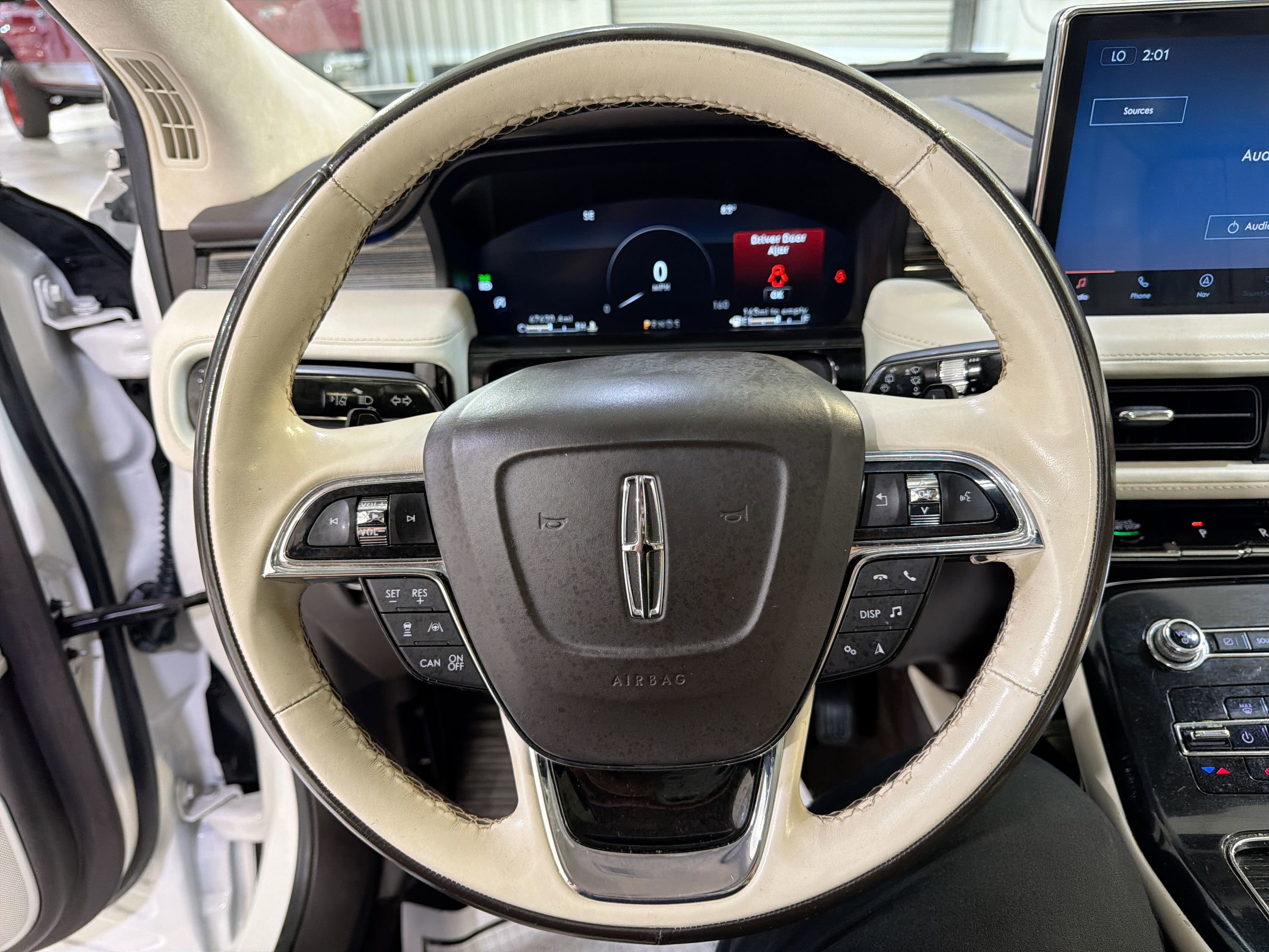 Used 2022 Lincoln Nautilus Black Label AWD/4WD image 13