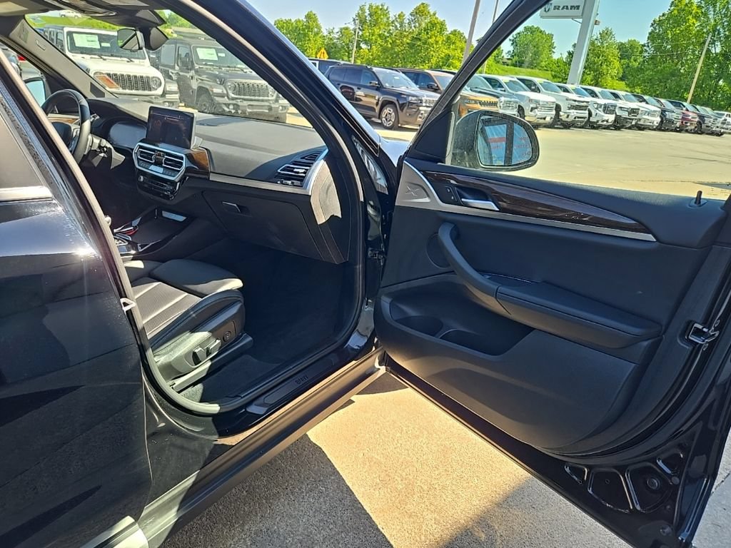 Used 2024 BMW X3 xDrive30i AWD/4WD image 76