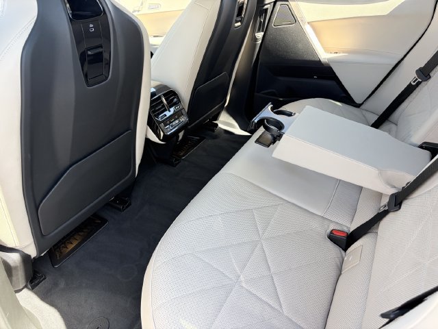 Certified 2024 BMW iX xDrive50 w/ Convenience Package AWD/4WD image 18