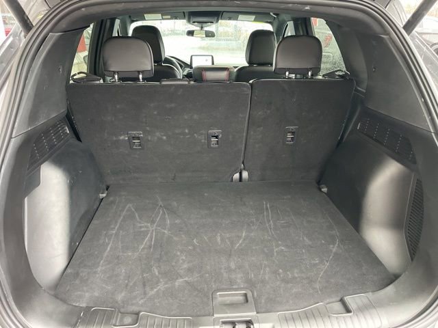 Used 2025 Ford Escape ST-Line Select AWD/4WD image 14