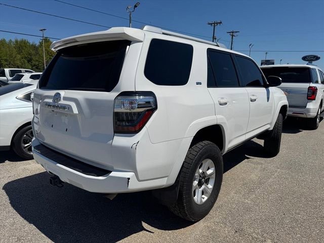 Used 2015 Toyota 4Runner SR5 AWD/4WD image 5