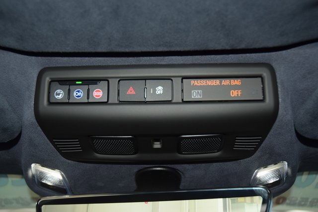 Used 2023 Chevrolet Corvette Stingray Premium Conv w/ Battery Protection Package image 38