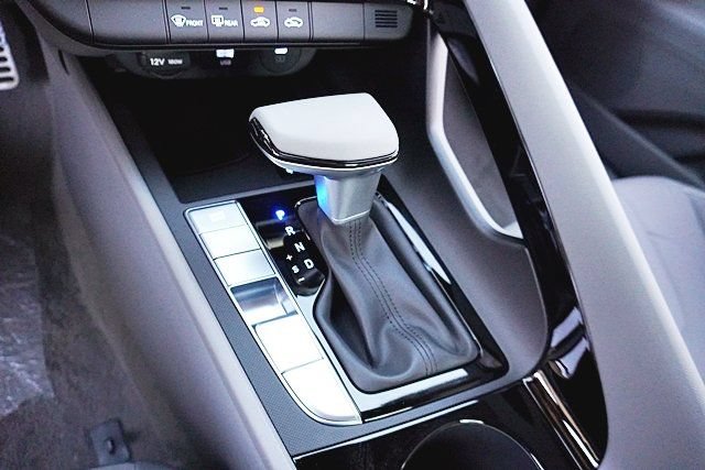 New 2026 Hyundai Elantra Sport FWD image 33