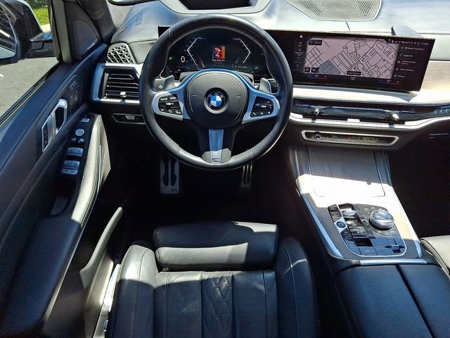 Used 2023 BMW X7 xDrive40i w/ Executive Package AWD/4WD image 11