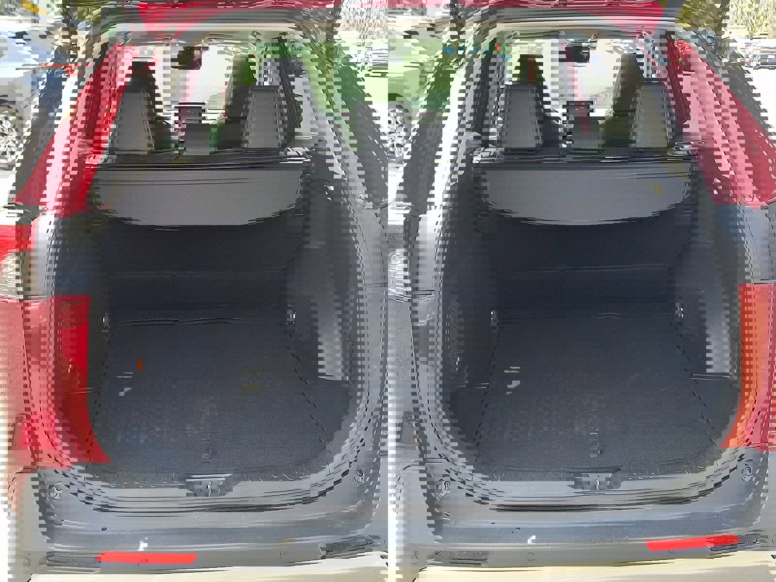 Used 2022 Toyota RAV4 Limited image 31