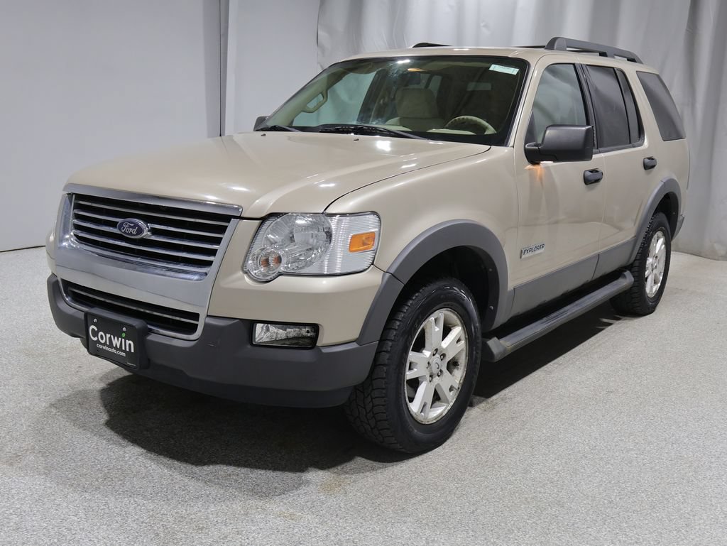 Used 2006 Ford Explorer XLT AWD/4WD image 7