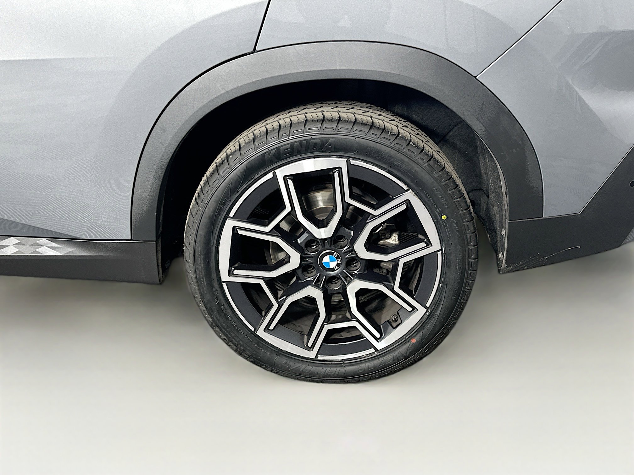 Used 2025 BMW X2 xDrive28i w/ Convenience Package AWD/4WD image 11