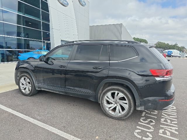 Used 2022 Volkswagen Atlas SE w/ Panoramic Sunroof Package image 4