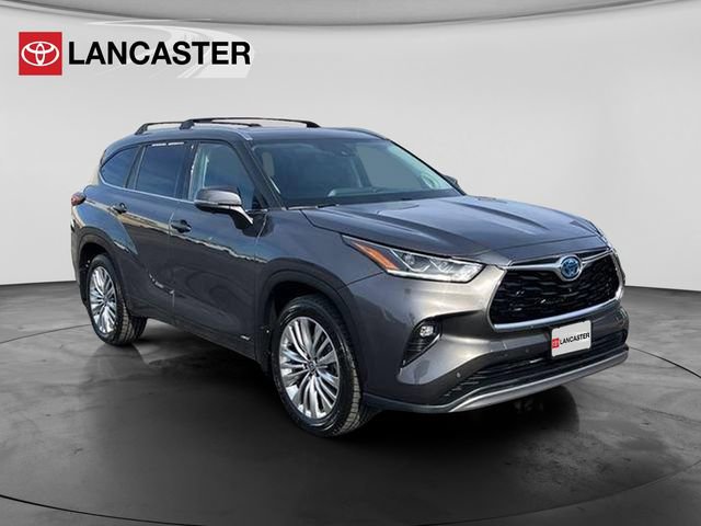 Used 2024 Toyota Highlander Platinum
