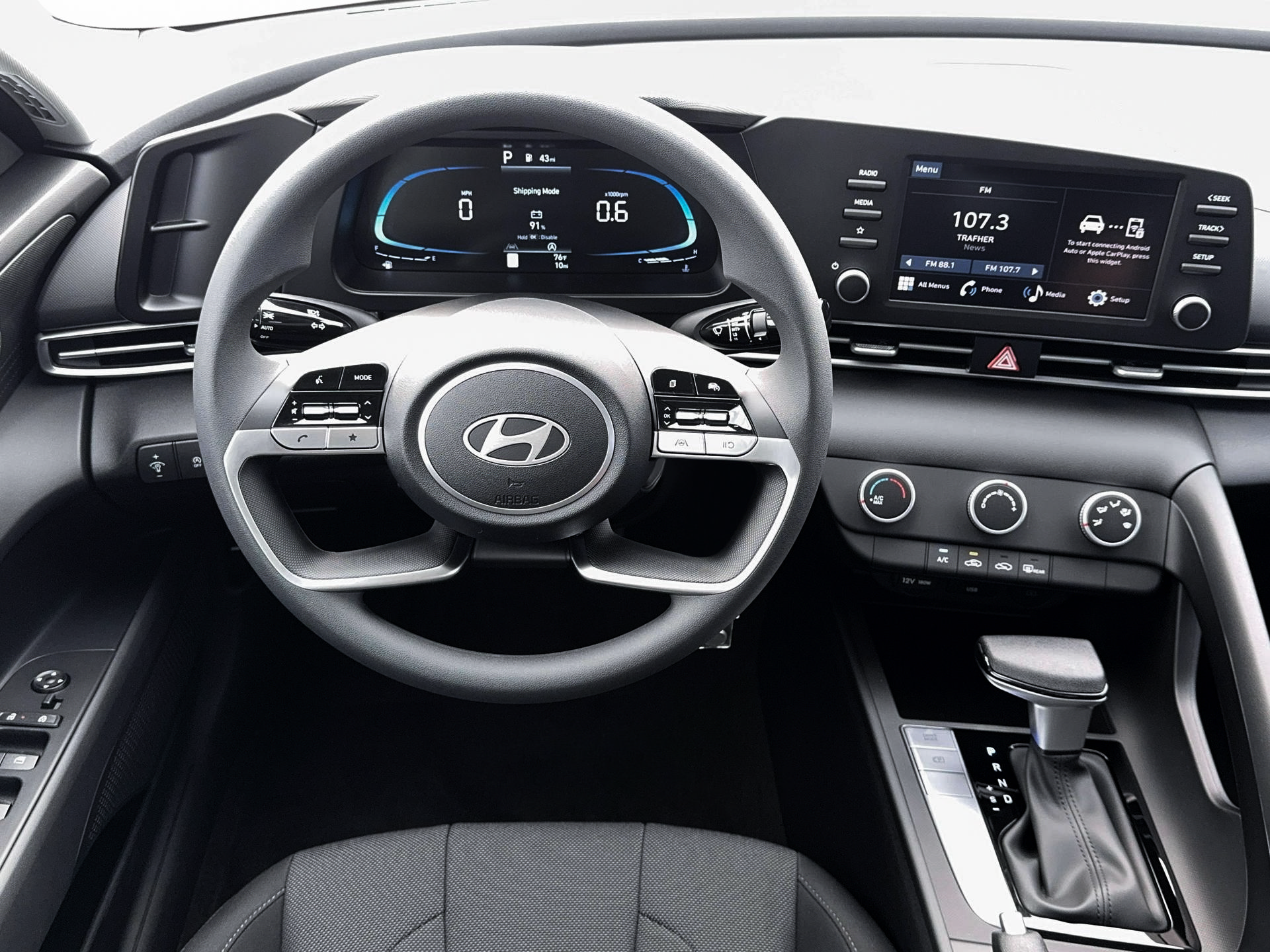 New 2026 Hyundai Elantra SE FWD image 18
