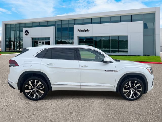 New 2026 Volkswagen Atlas Cross Sport SEL Premium R-Line AWD/4WD image 4