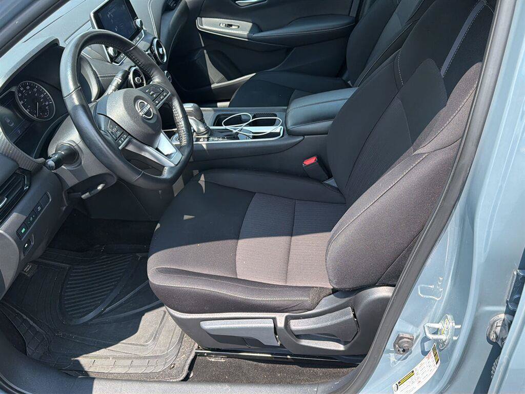 Used 2024 Nissan Sentra SV w/ All-Weather Package FWD image 8