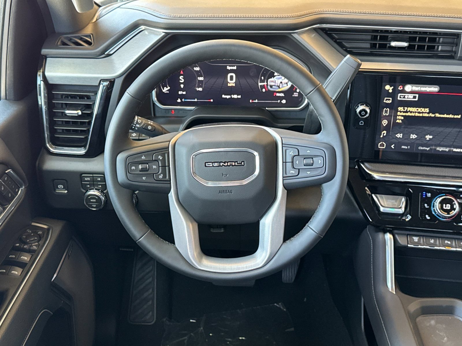 New 2026 GMC Sierra 3500 Denali w/ Denali Reserve Package AWD/4WD image 14