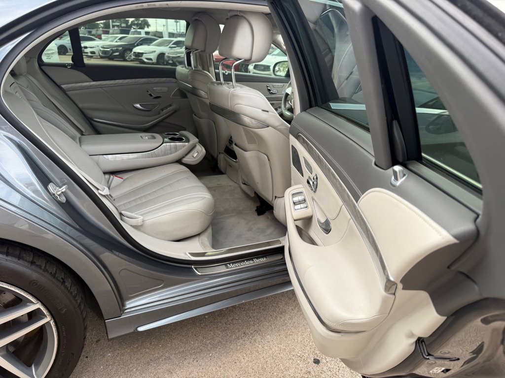 Used 2017 Mercedes-Benz S 550 4MATIC Sedan image 13