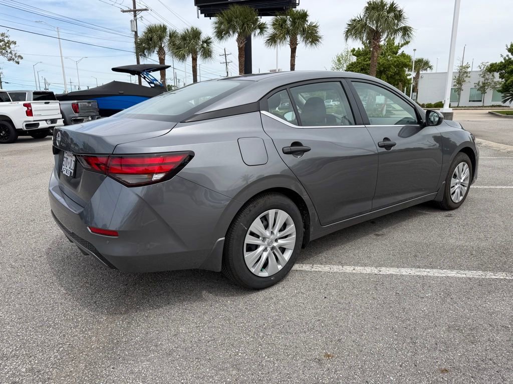 Used 2025 Nissan Sentra S image 4