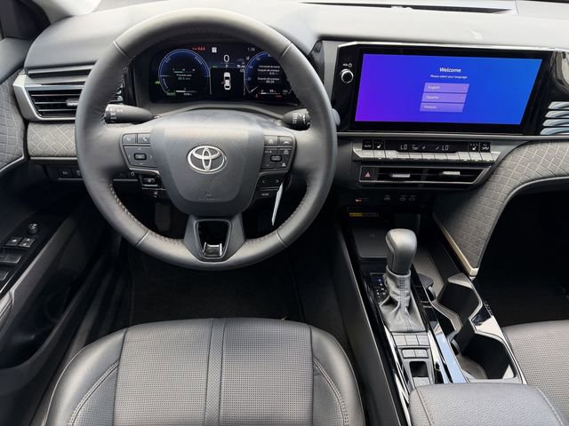 Used 2026 Toyota Camry XLE FWD image 12