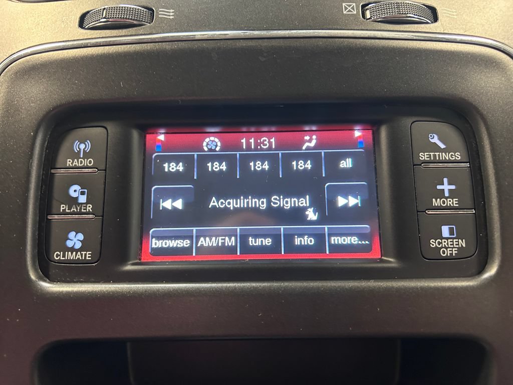 Used 2018 Dodge Journey SE w/ Connectivity Group FWD image 14