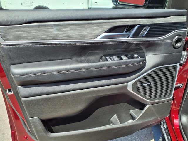 Used 2024 Jeep Wagoneer Series III image 19