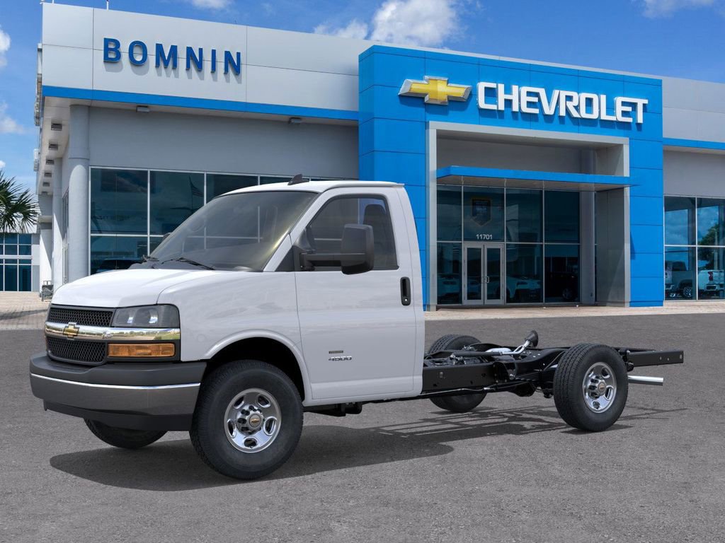 New 2025 Chevrolet Express 3500 w/ Power Convenience Package image 3