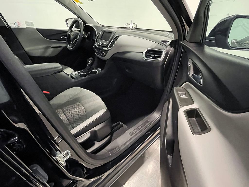 Used 2023 Chevrolet Equinox LS w/ Midnight Edition image 24