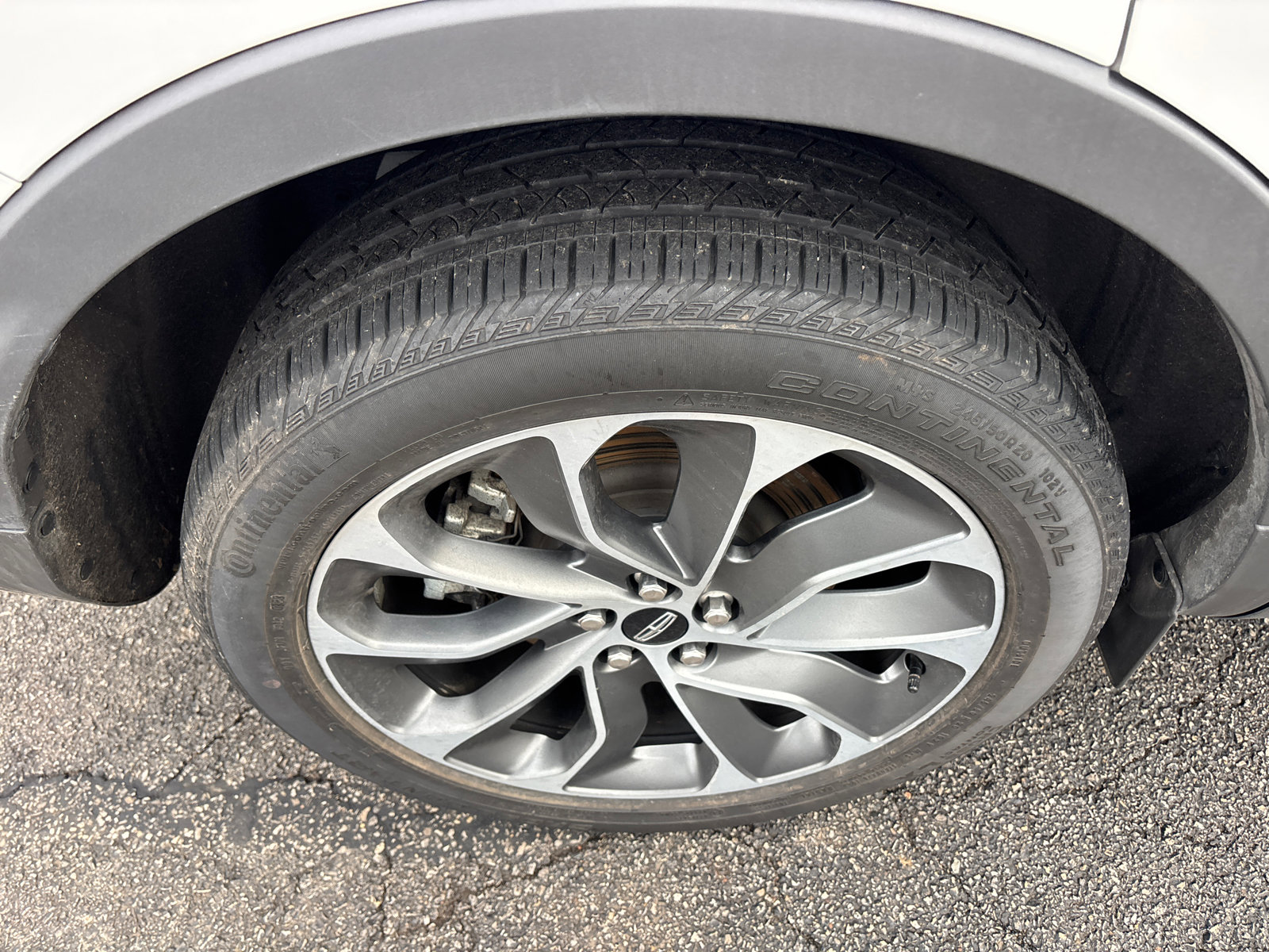 Certified 2023 Lincoln Nautilus Reserve w/ Equipment Group 201A image 10