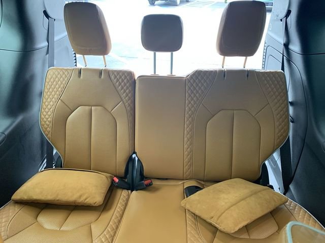 Used 2023 Chrysler Pacifica Pinnacle FWD image 35